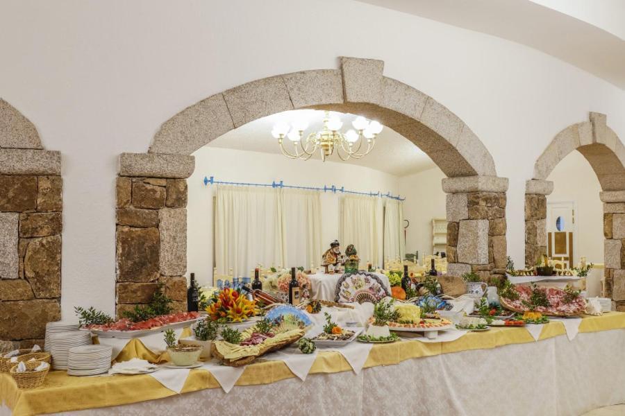 Agrustos Nicolaus Club Li Cucutti酒店 外观 照片